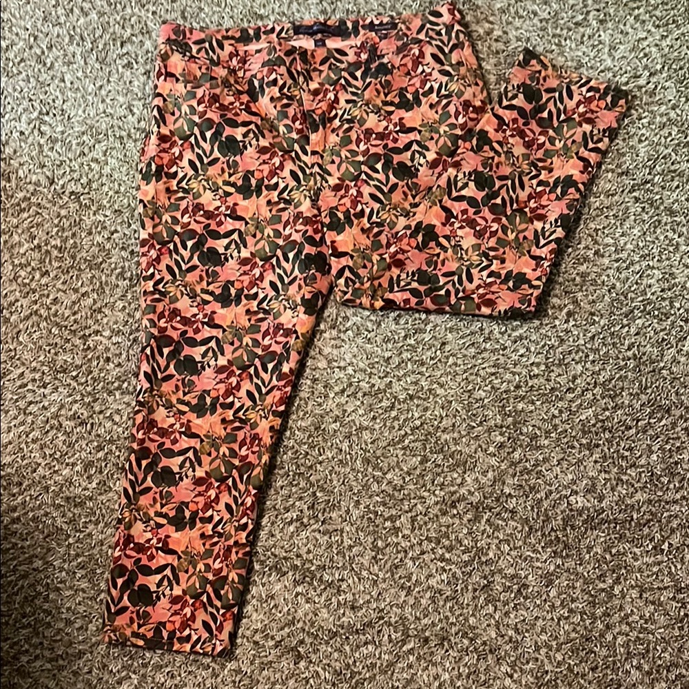 Gloria Vanderbilt Women's Straight Leg Jeans - Multicolor Floral